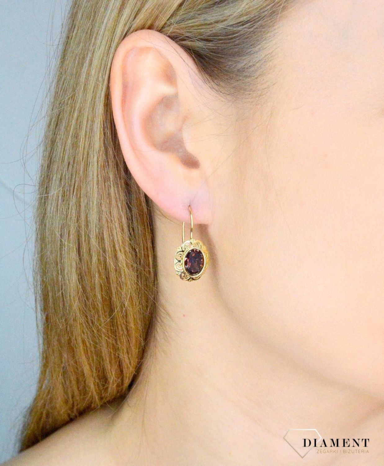 Złote kolczyki damskie 585 owalna klasyka z fioletową cyrkonią KL 8828A.jpg